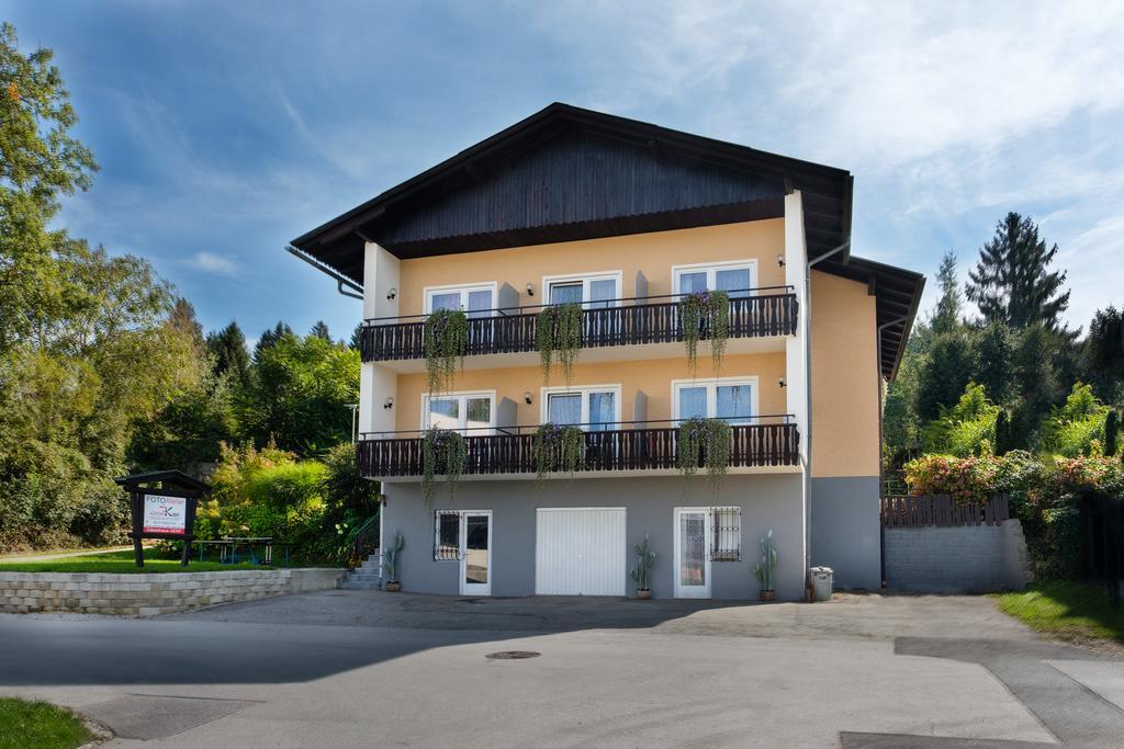 Gaestehaus Genf Velden am Worthersee Bagian luar foto